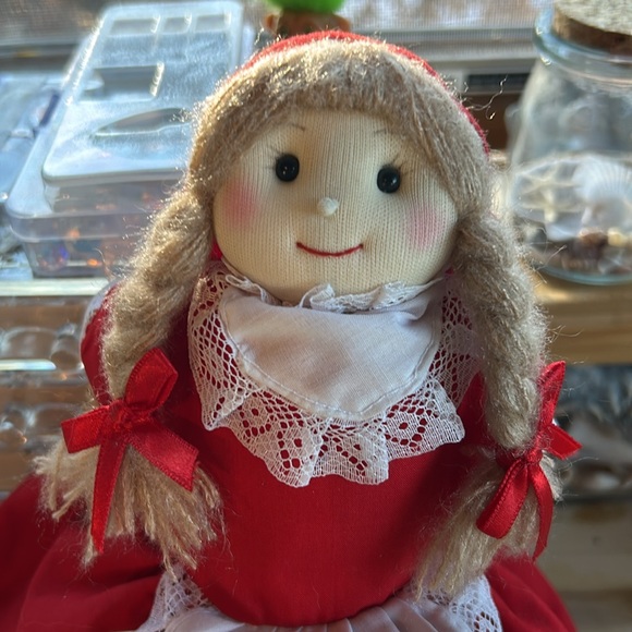 Vintagege 3 in one doll. Little red riding hood - Picture 2 of 6